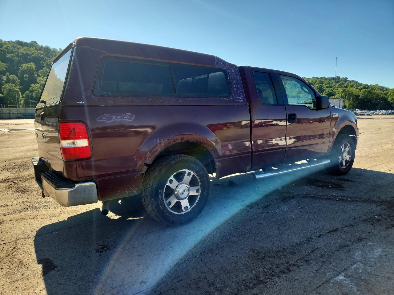 2006 Ford F150 Burgundy vin: 1FTPX14506FA84509