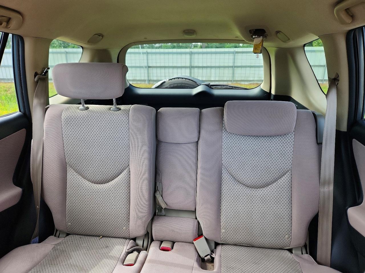 2006 Toyota Rav4 Base Green vin: JTMBD33V465046433