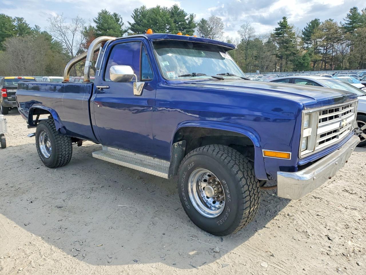 1985 Chevrolet C20 Синий vin: 2GCGC24M1F1118019