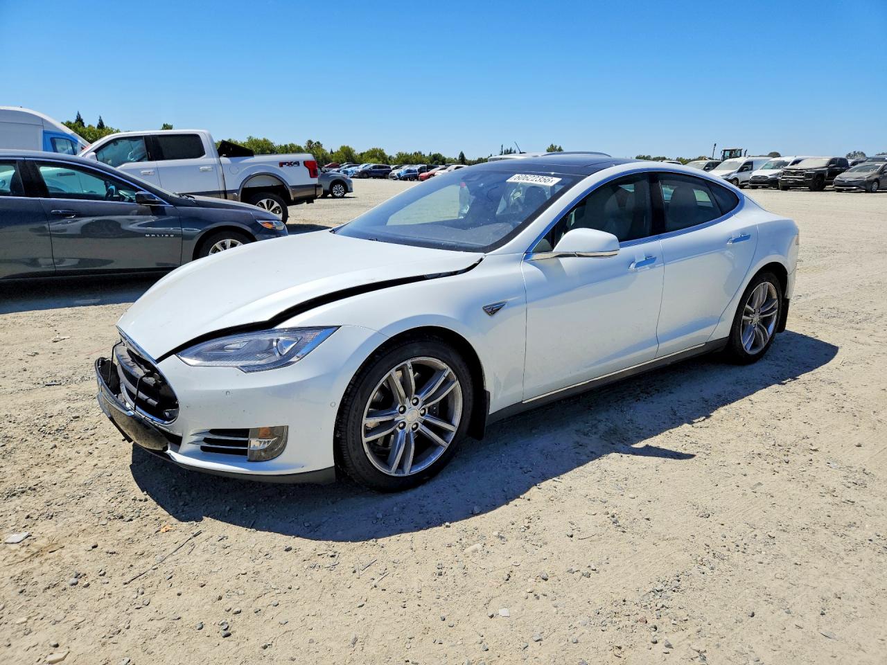 2015 Tesla Model S 60 White vin: 5YJSA1S10FF099415