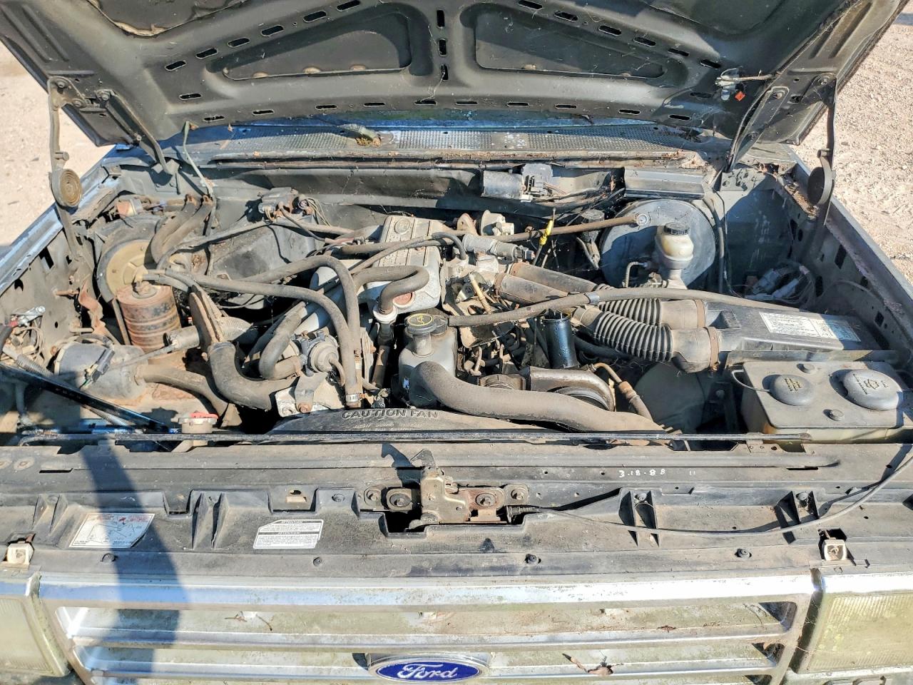 1988 Ford F150 Gray vin: 1FTDF15Y2JNB04868