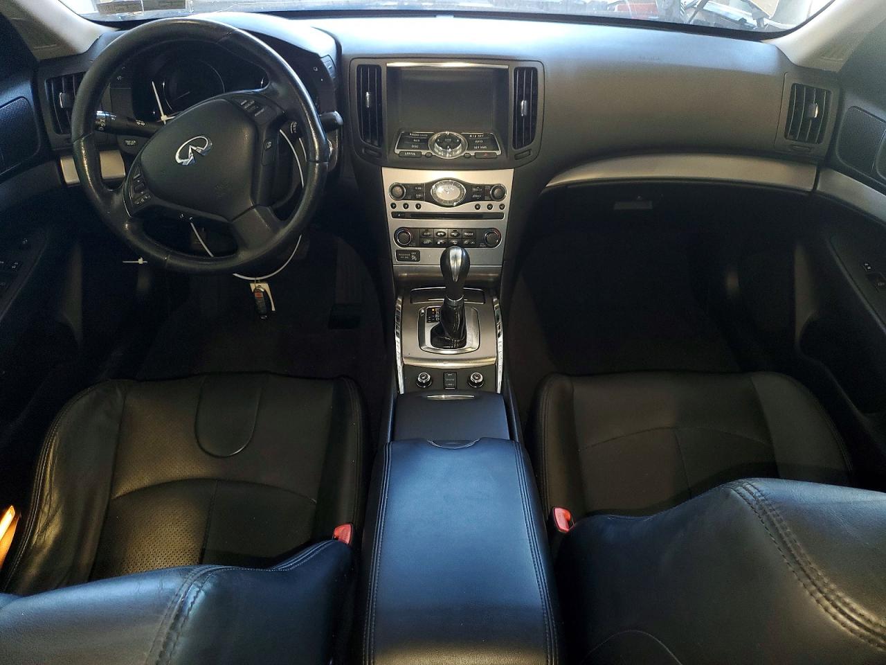 2015 Infiniti Q40 Base Silver vin: JN1CV6AR9FM523049