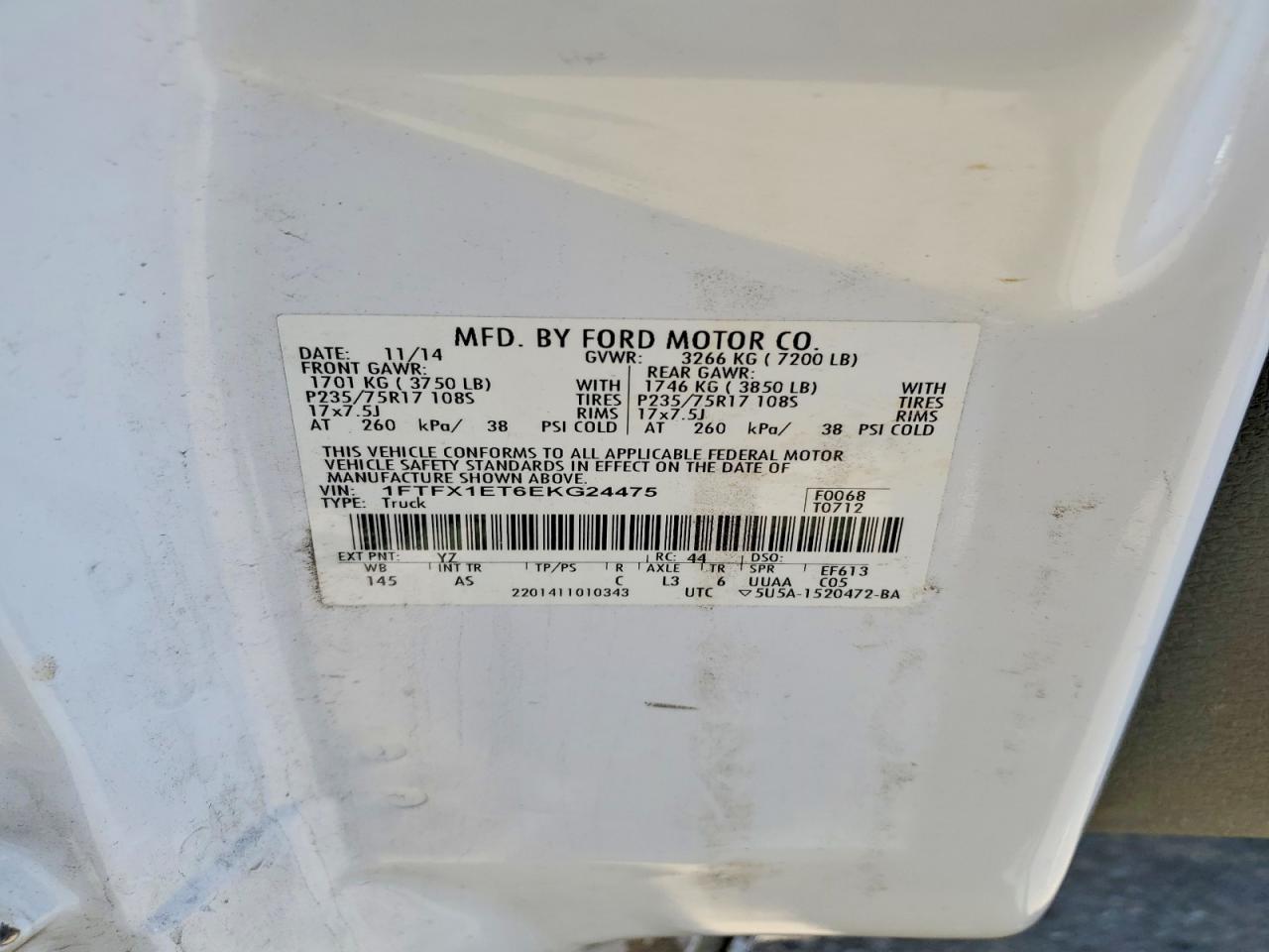 2014 Ford F150 Super Cab White vin: 1FTFX1ET6EKG24475