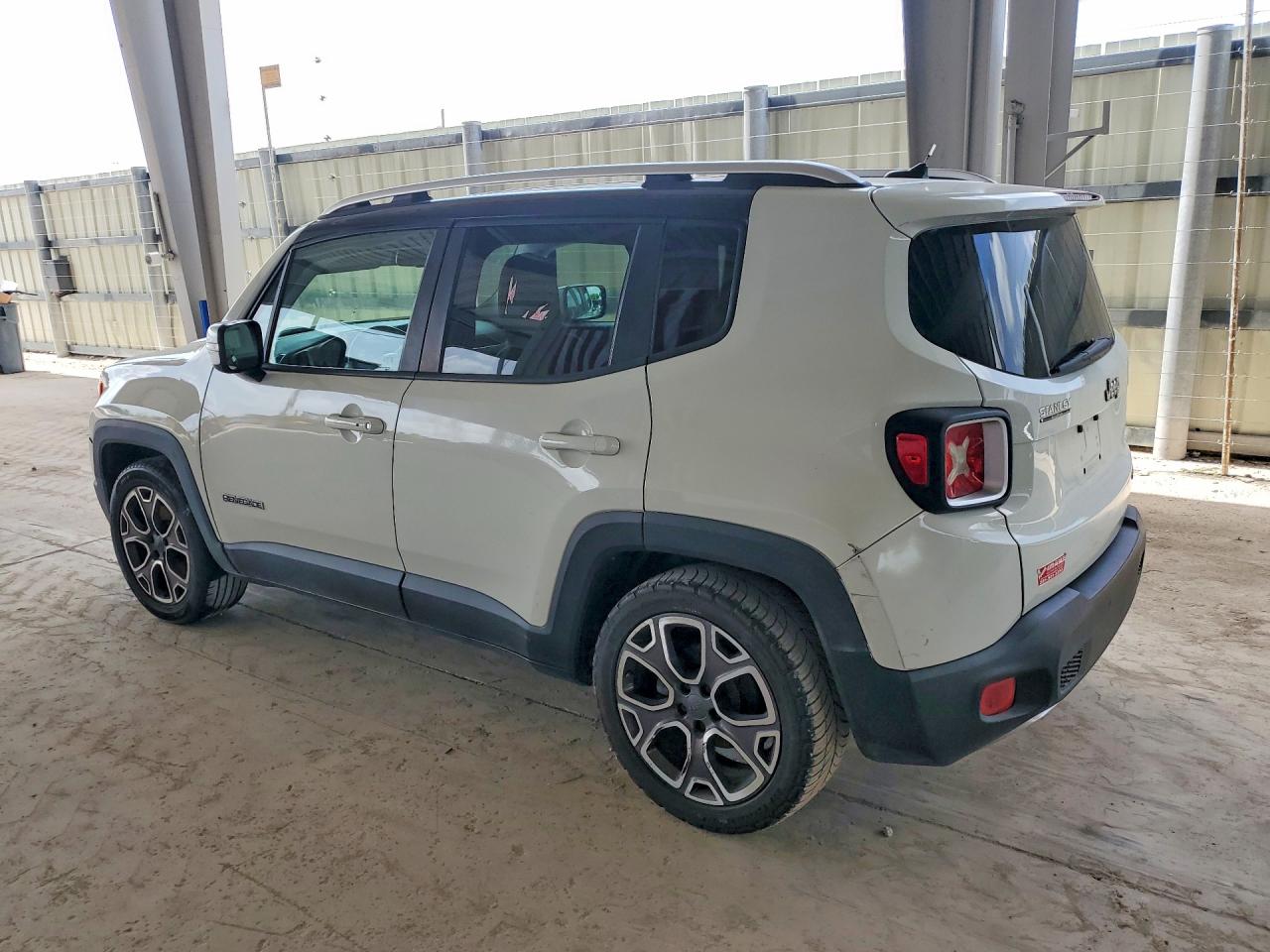 2015 Jeep Renegade Limited White vin: ZACCJADT1FPB31574
