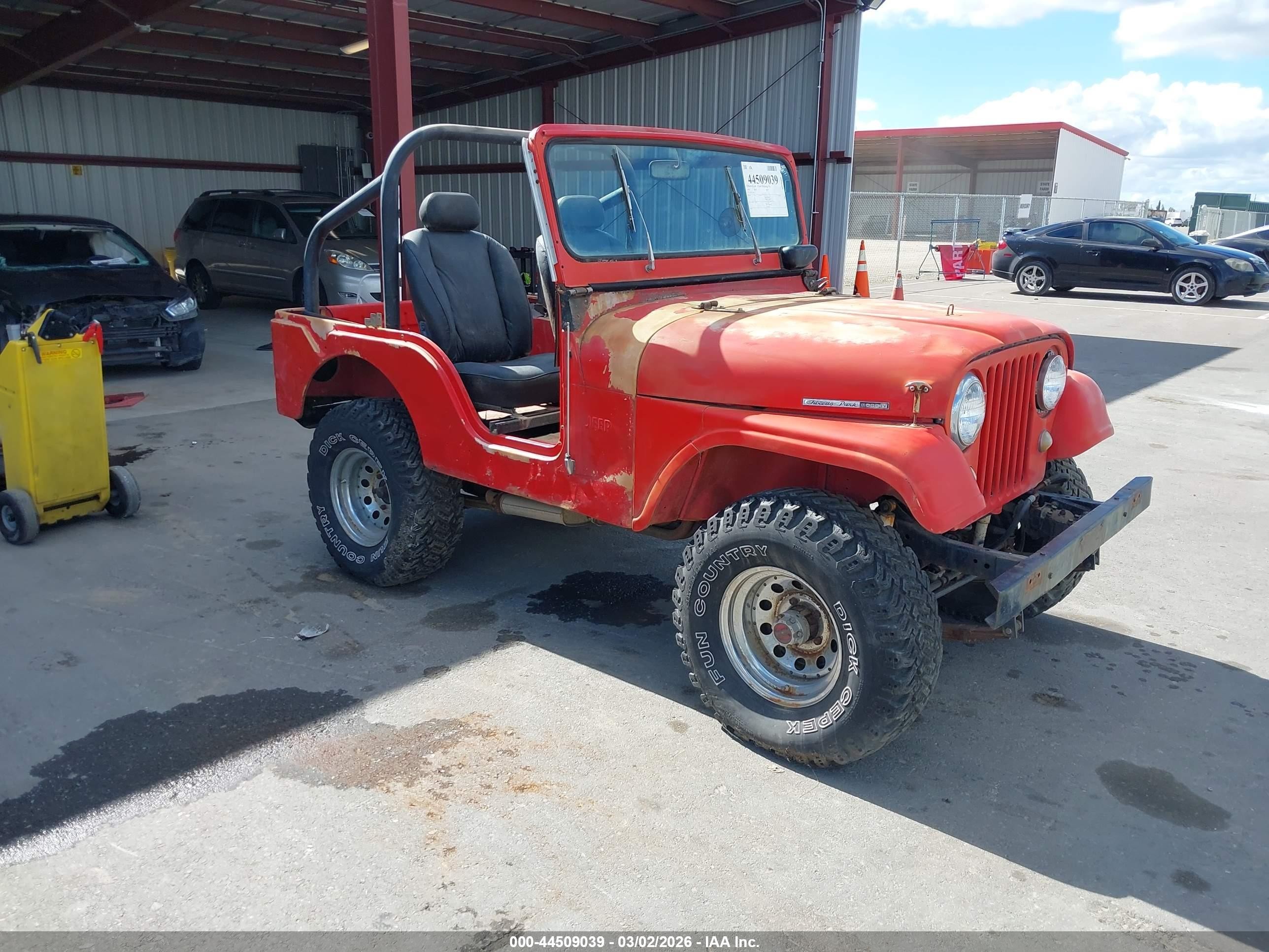 1968 Jeep Jeep   Red vin: 8322S17285       