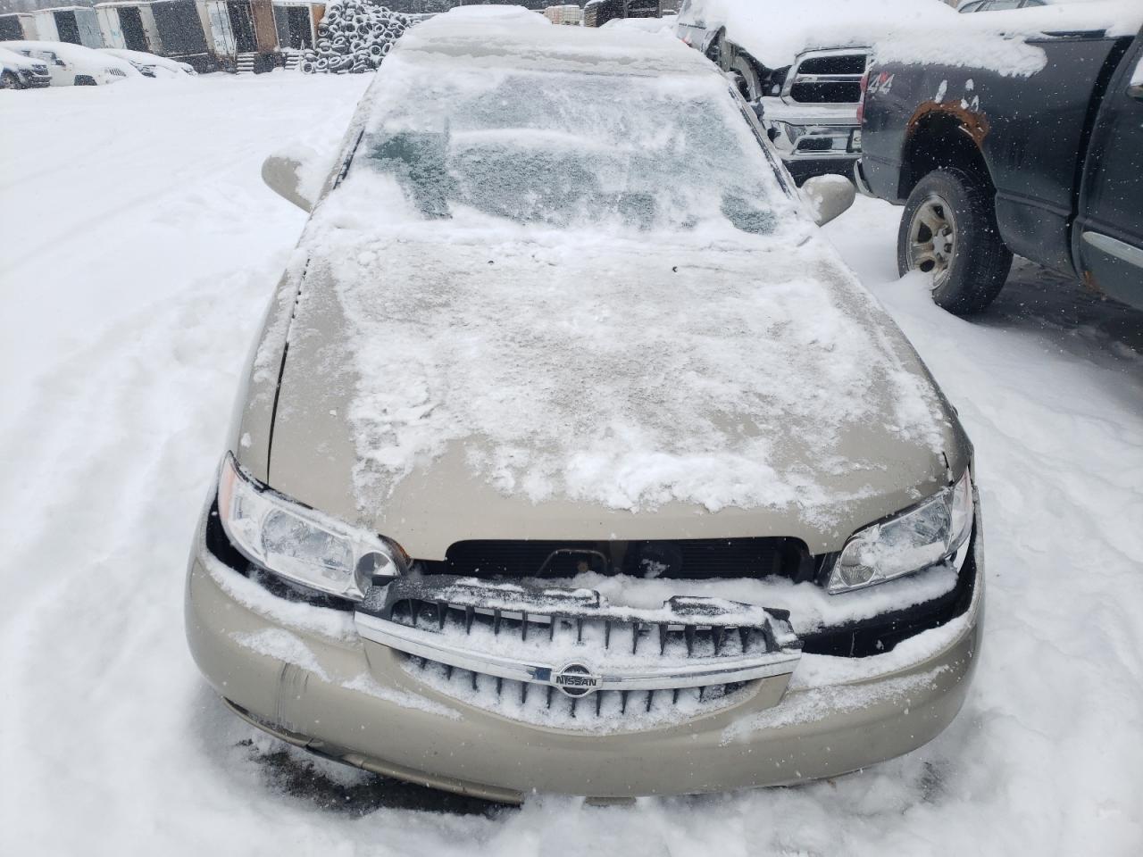 2000 Nissan Altima Xe Beige vin: 1N4DL01D2YC206267