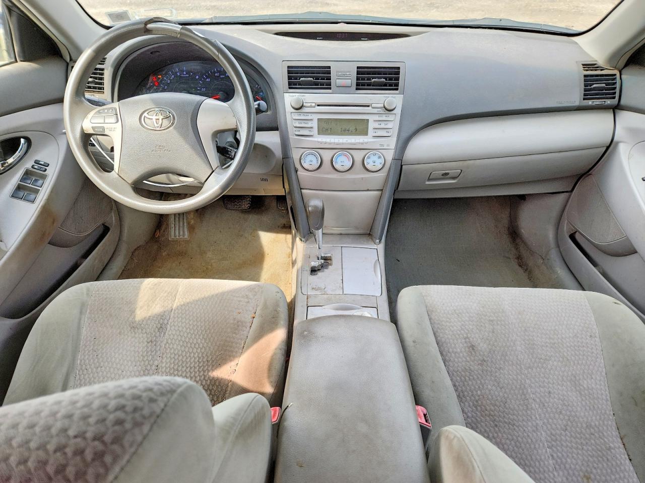 2011 Toyota Camry Le Gray vin: 4T1BF3EK1BU597119