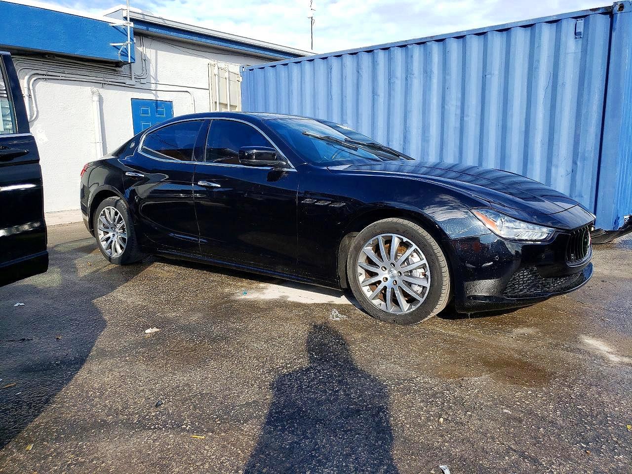 2014 Maserati Ghibli Black vin: ZAM57XSAXE1128131