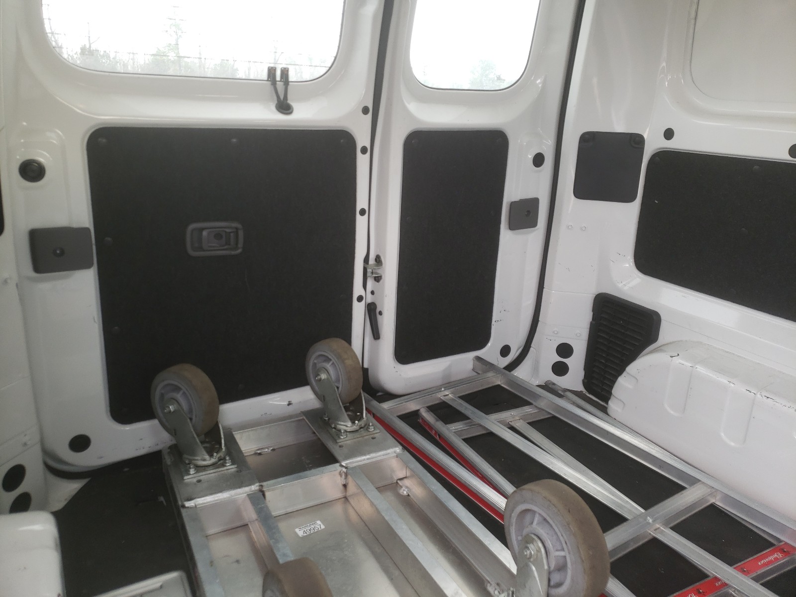 2016 Nissan Nv200 2.5s White vin: 3N6CM0KN7GK699248