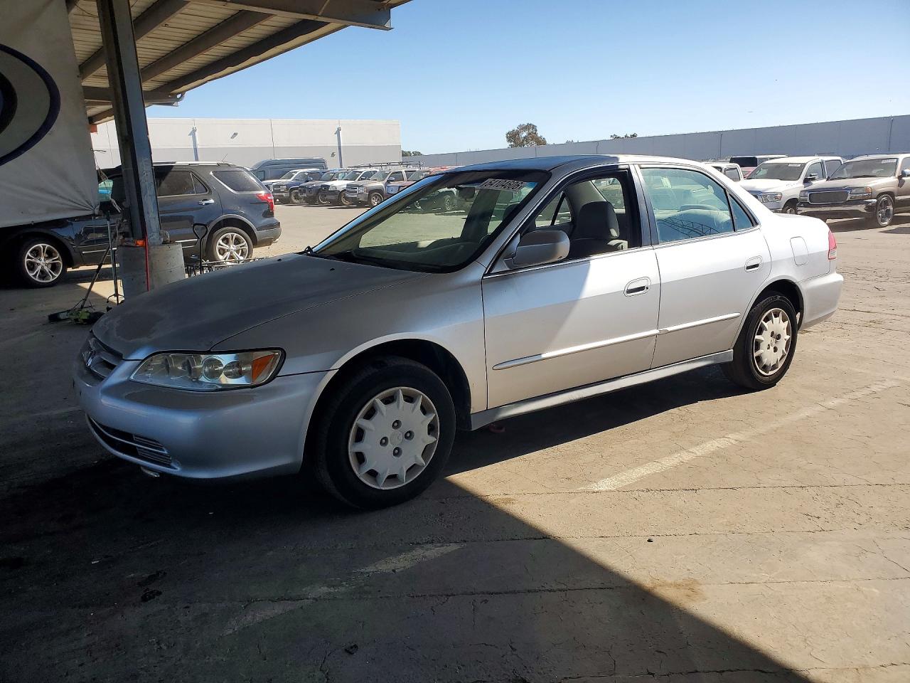 2002 Honda Accord Lx Silver vin: 3HGCG665X2G706794