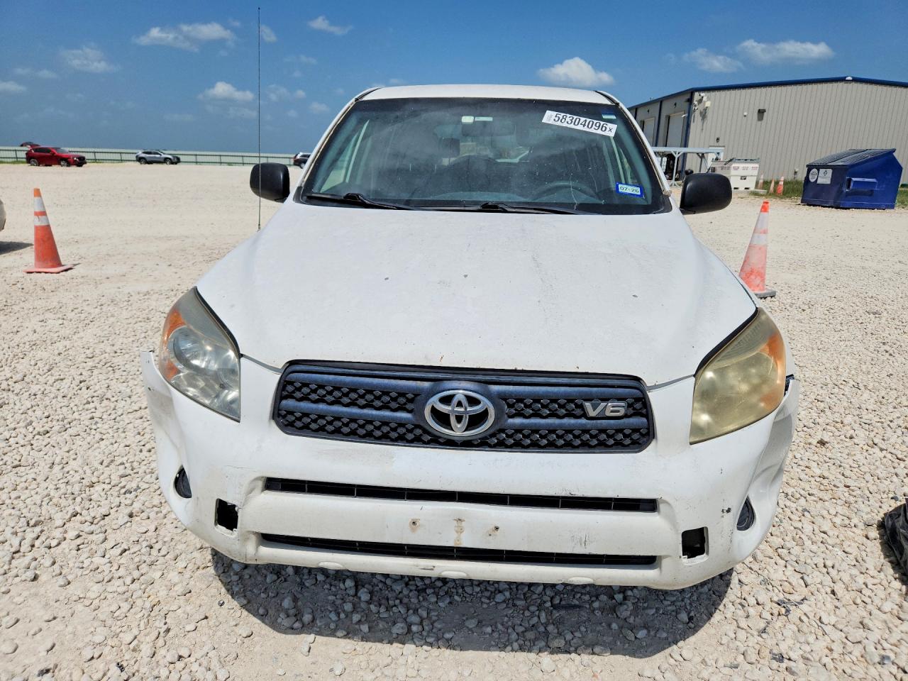 2008 Toyota Rav4 Base White vin: JTMBK33V985043746