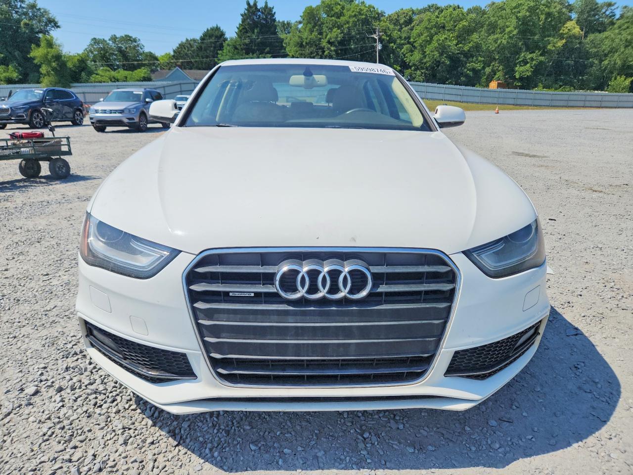 2014 Audi A4 Premium Plus Белый vin: WAUFFAFL6EN025301