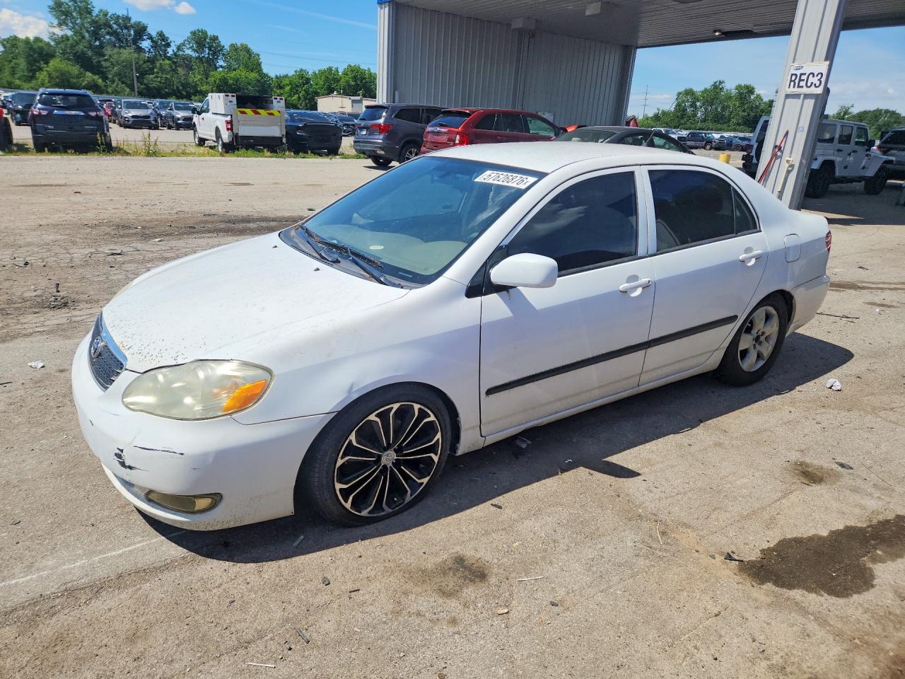 2005 Toyota Corolla Ce White vin: 1NXBR32E55Z482212