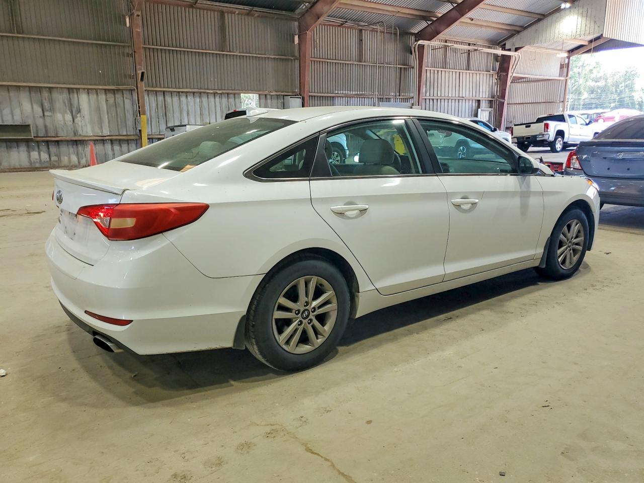 2015 Hyundai Sonata Se White vin: 5NPE24AF6FH175746