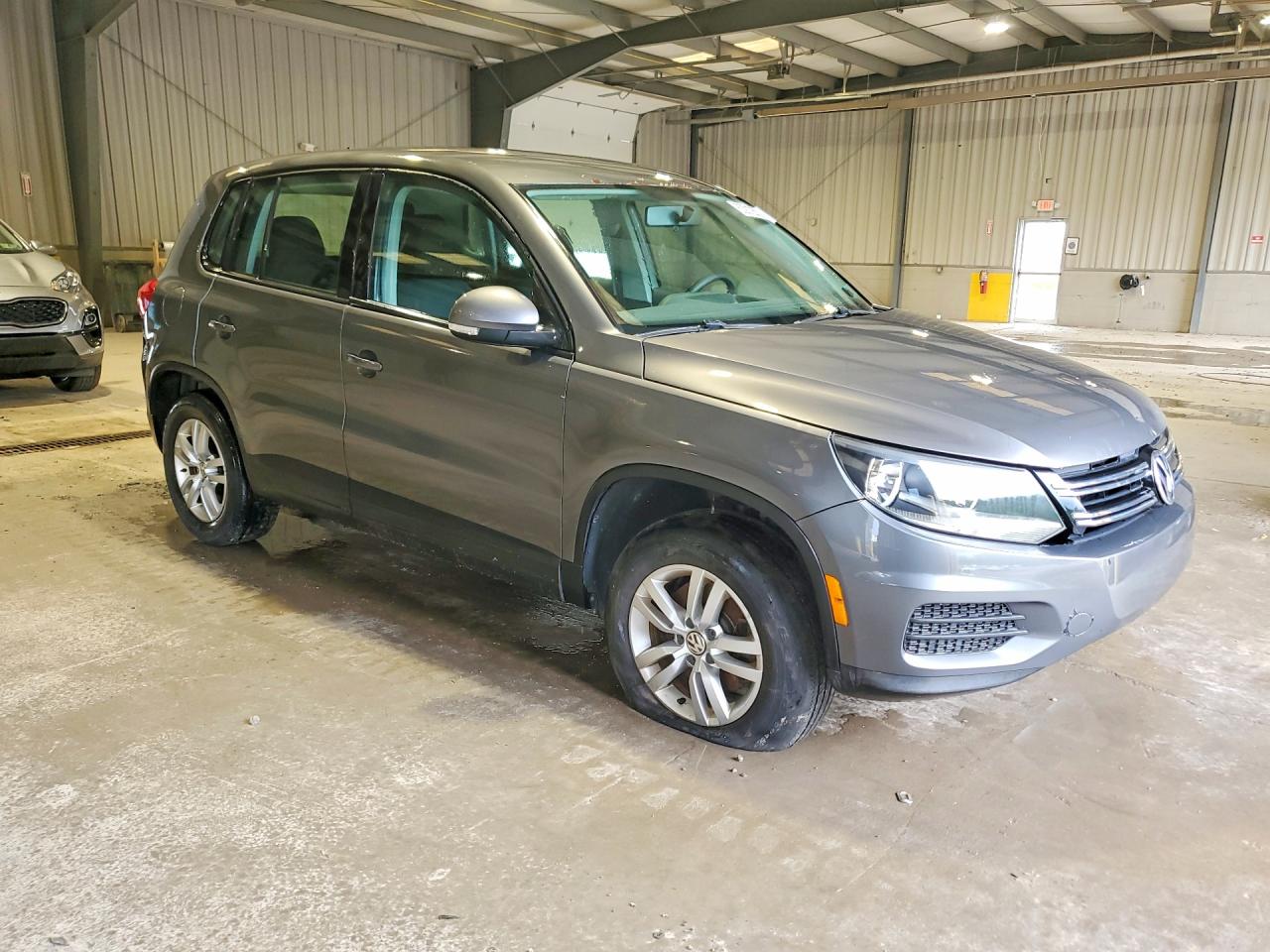 2014 Volkswagen Tiguan S Gray vin: WVGBV3AXXEW508838