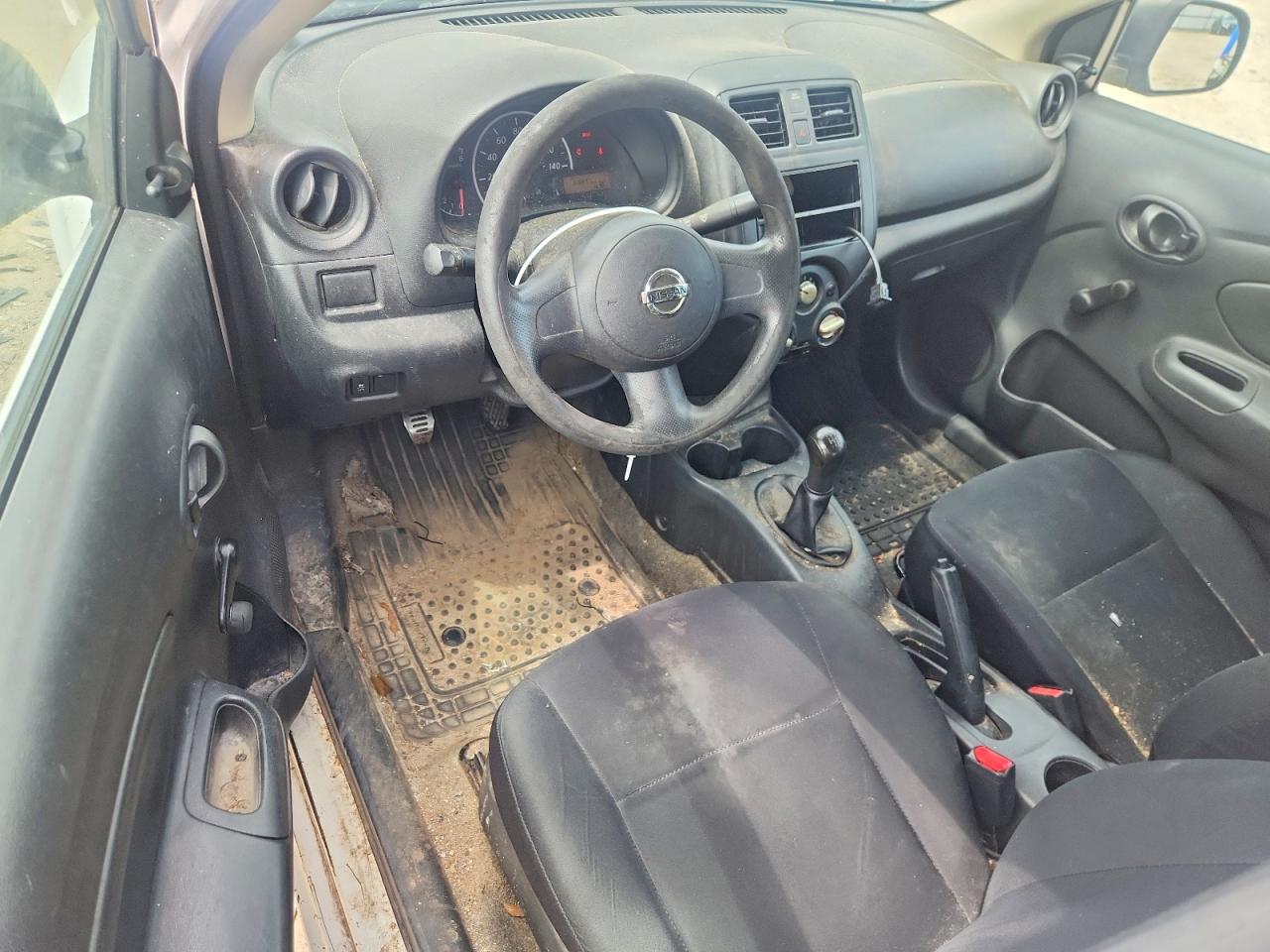 2014 Nissan Versa 1.6 S White vin: 3N1CN7AP6EL806294