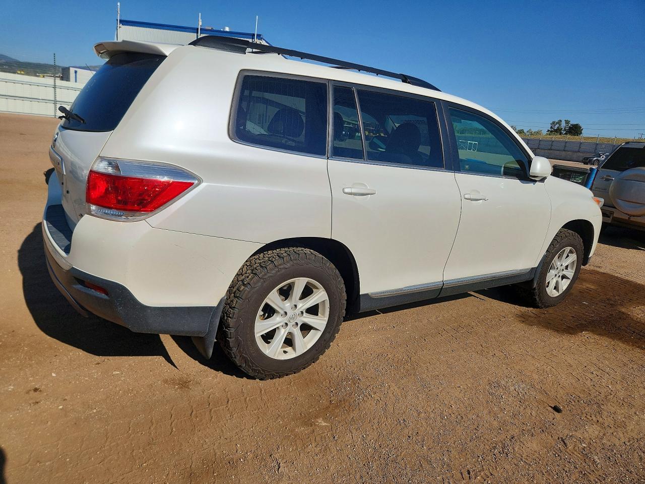 2013 Toyota Highlander Se White vin: 5TDBK3EH1DS220463