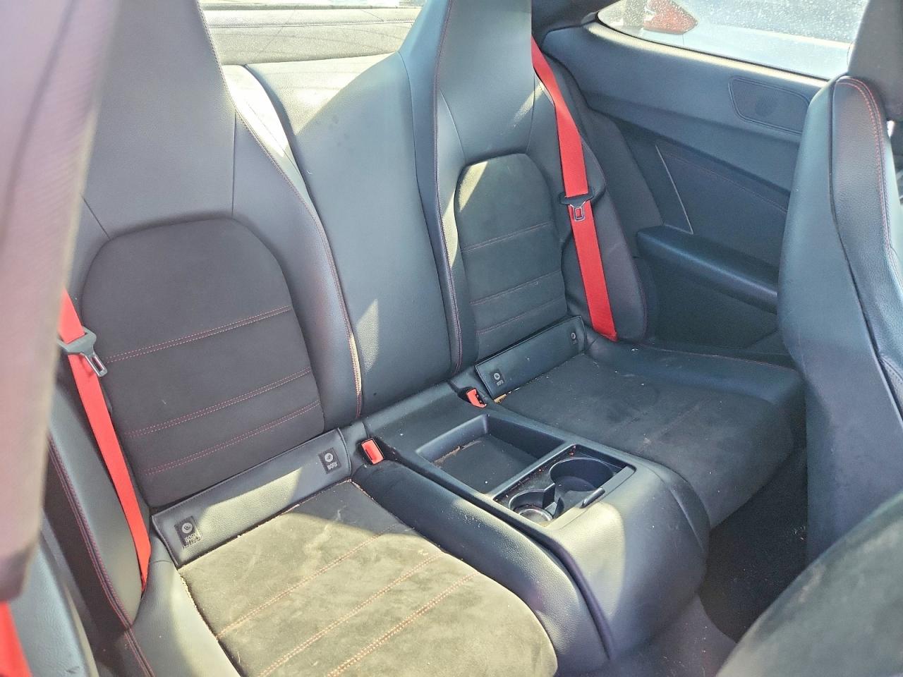 2013 Mercedes-benz C 250 Серебряный vin: WDDGJ4HB9DG030562