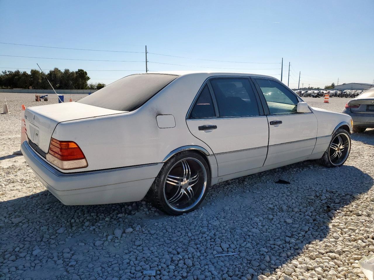1995 Mercedes-benz S 420 White vin: WDBGA43E1SA260459