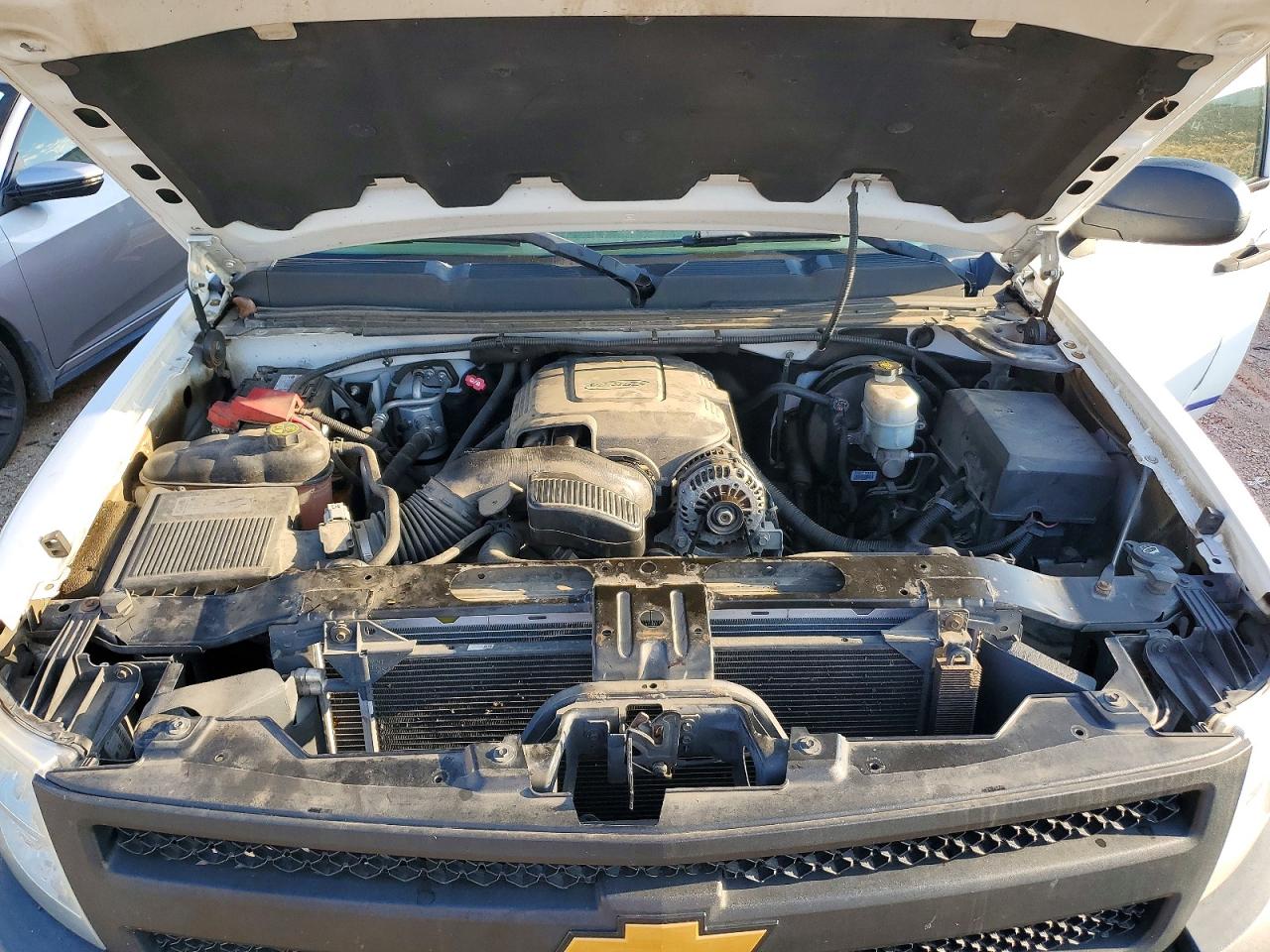2012 Chevrolet Silverado C1500 White vin: 1GCRCPEA8CZ231043