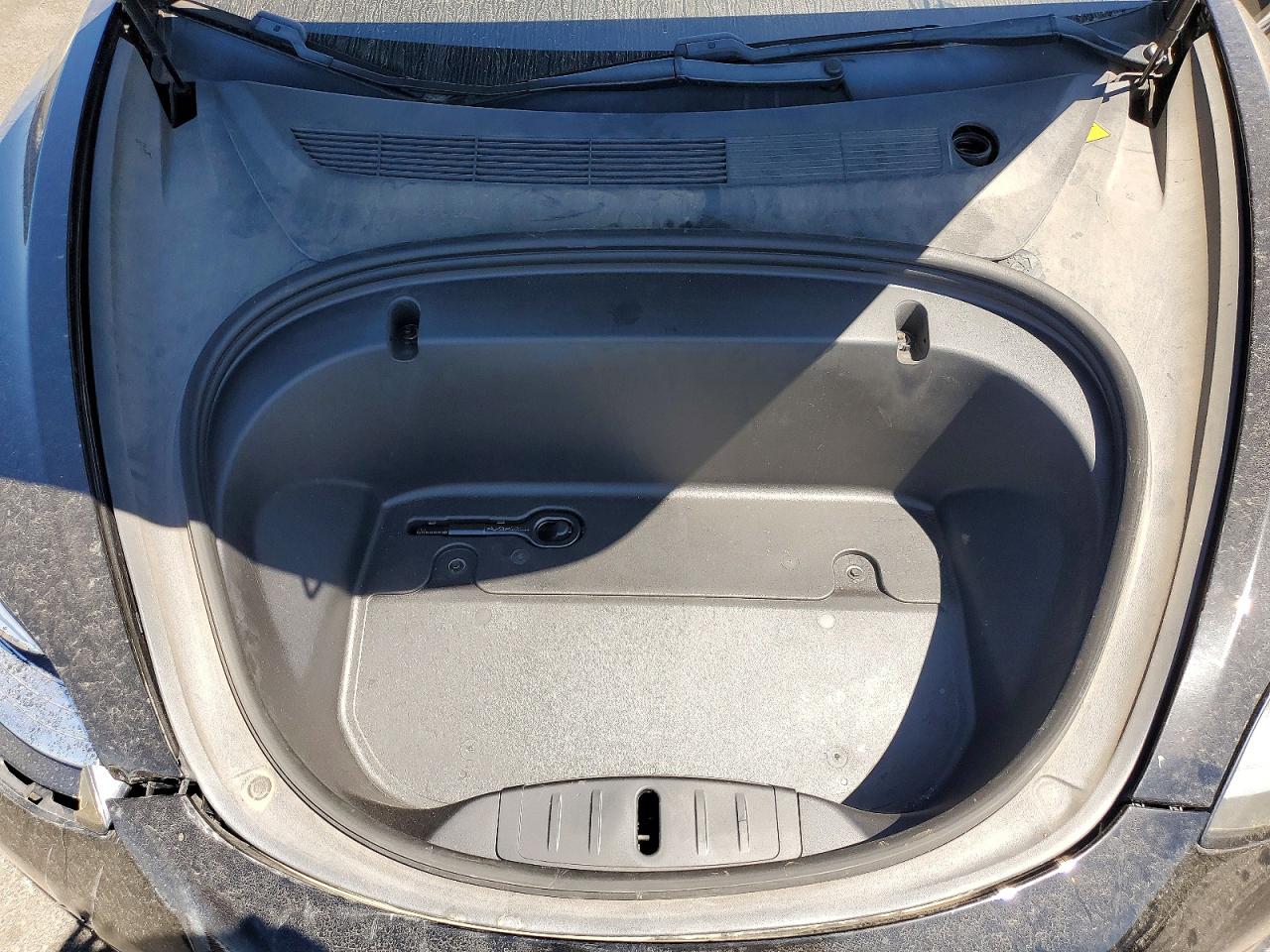 2020 Tesla Model 3 Черный vin: 5YJ3E1EA3LF662067