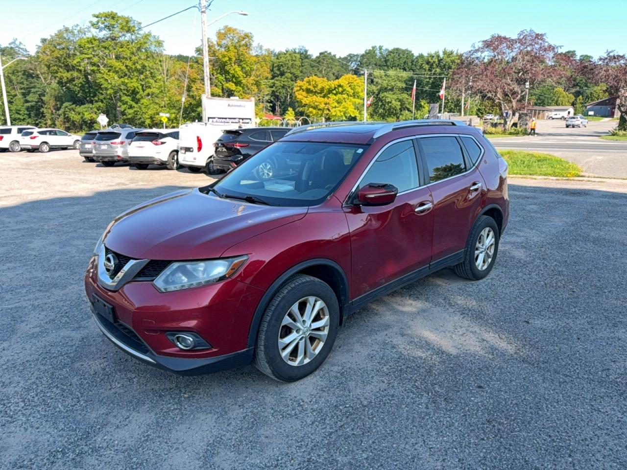 2015 Nissan Rogue S Burgundy vin: 5N1AT2MV2FC821049