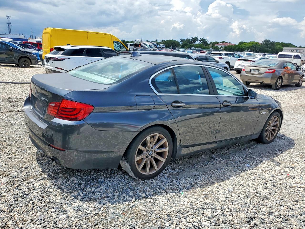 2011 Bmw 535 I Gray vin: WBAFR7C56BC604490