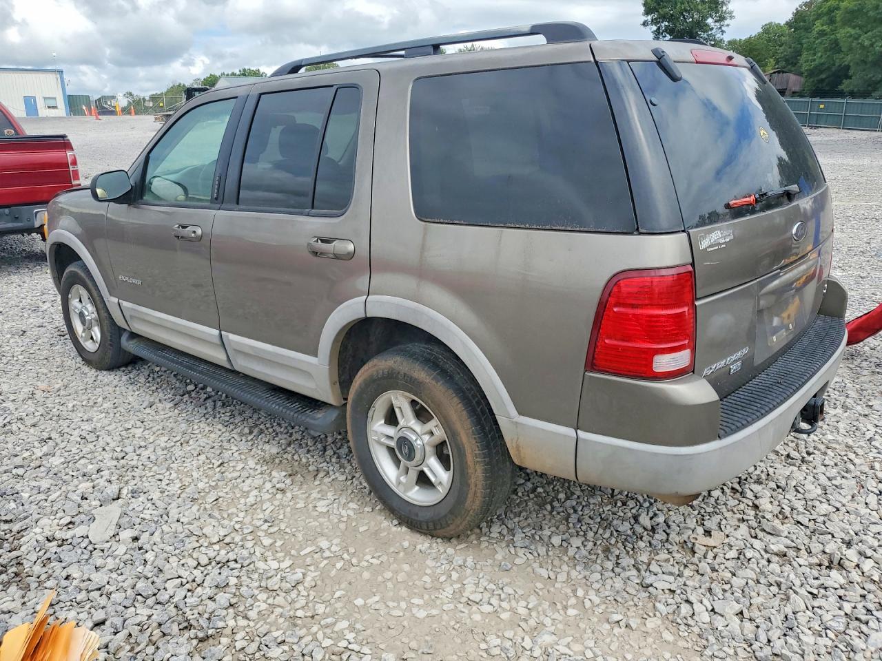 2002 Ford Explorer Xlt Beige vin: 1FMZU63W12ZB26764