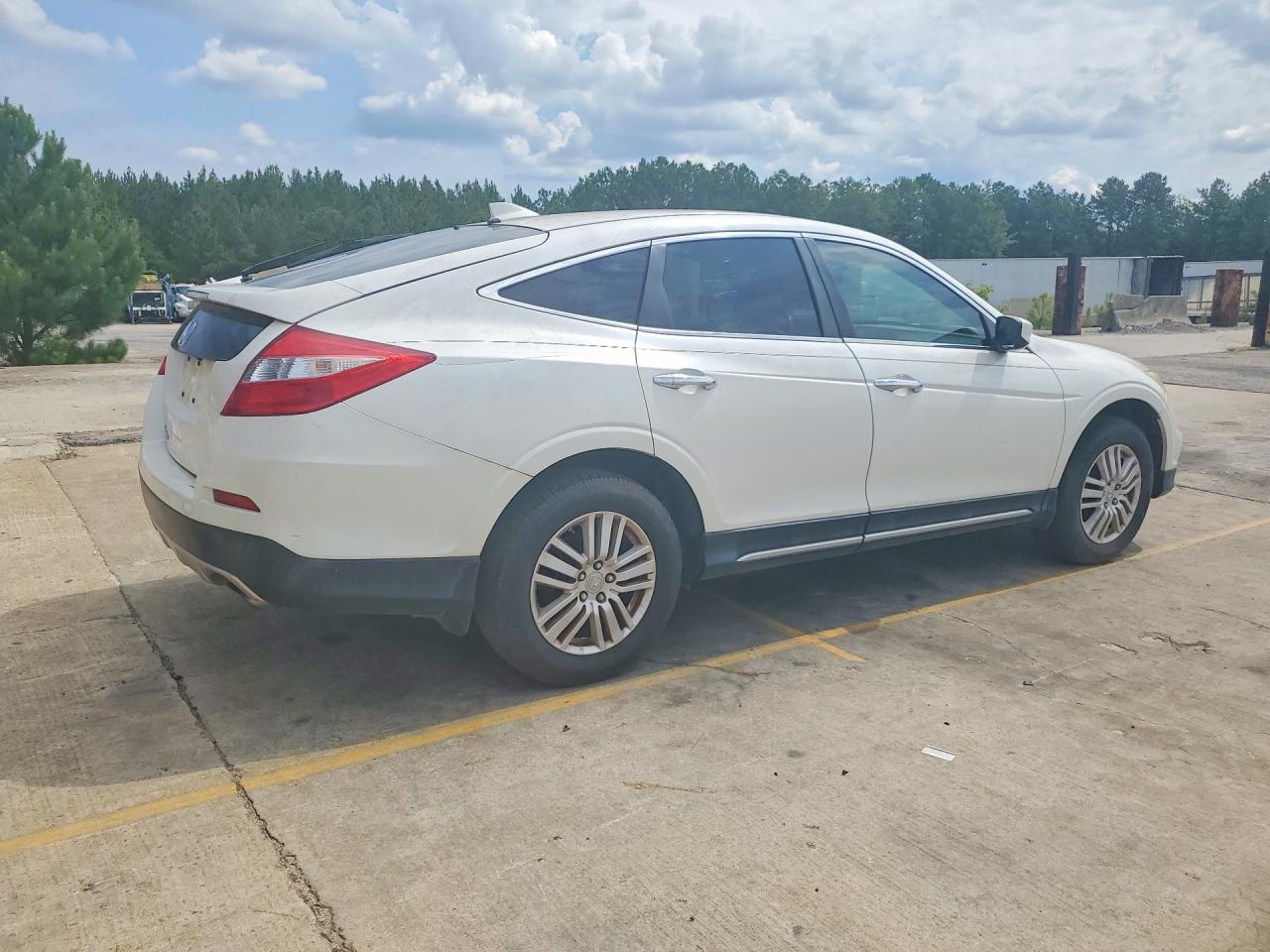 2015 Honda Crosstour Ex White vin: 5J6TF3H34FL000208