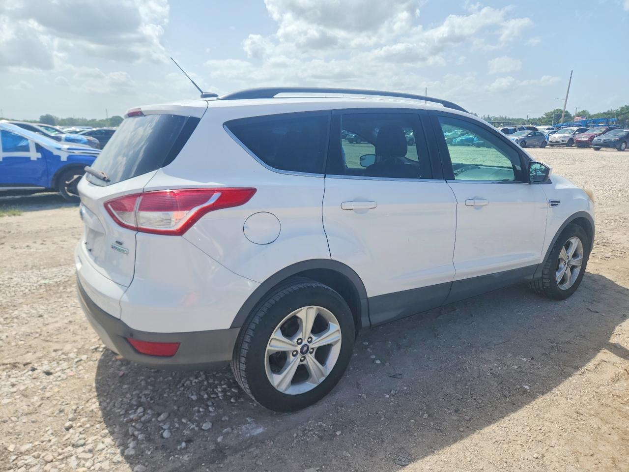 2014 Ford Escape Se White vin: 1FMCU0GX8EUB76696