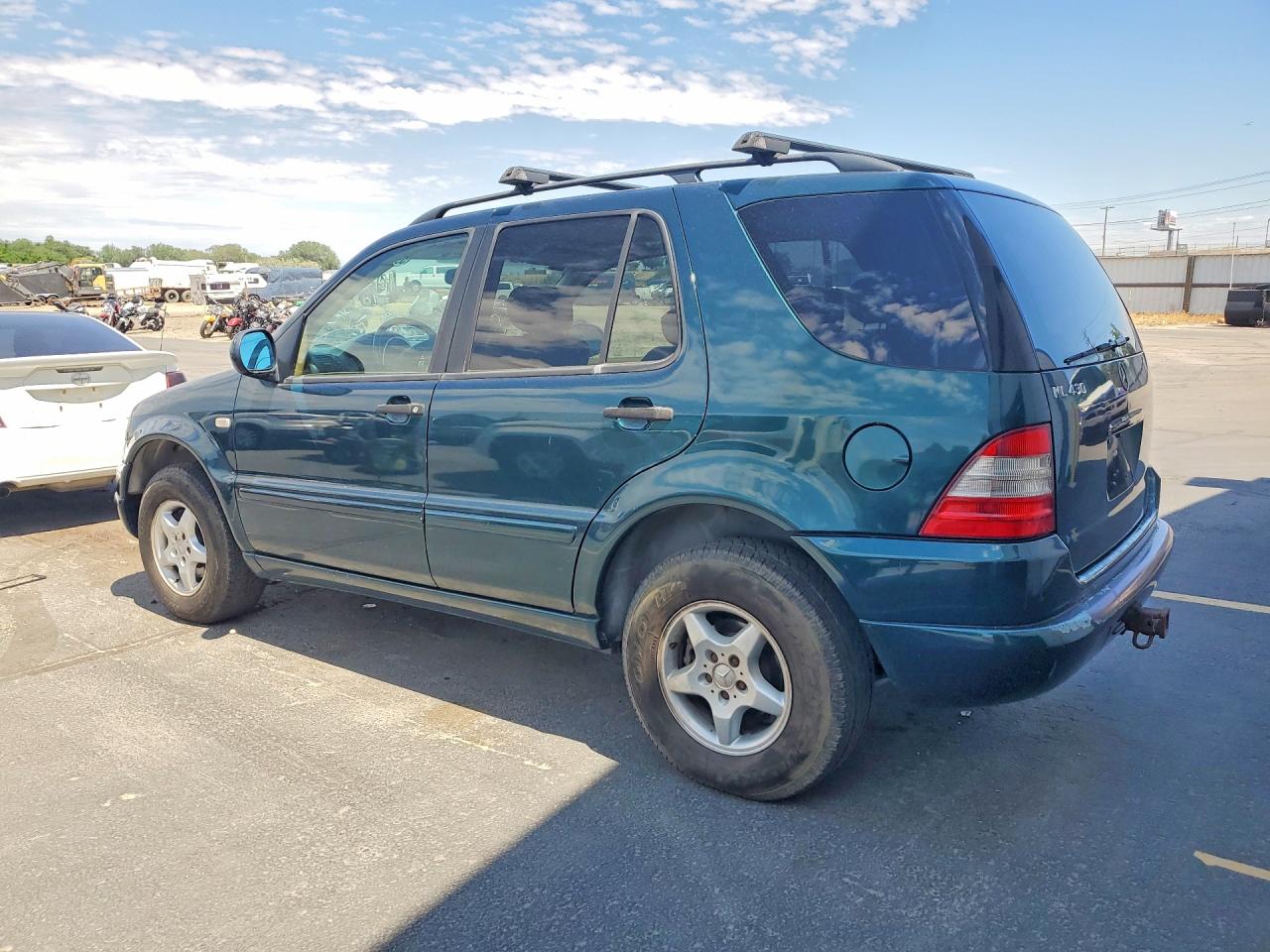 1999 Mercedes-benz Ml 430 Green vin: 4JGAB72E6XA067394