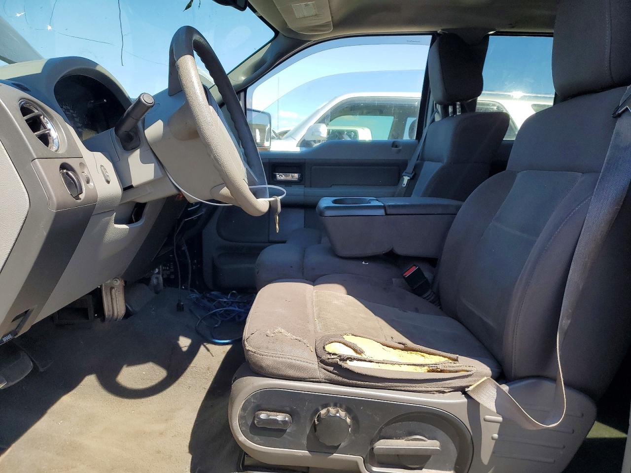 2005 Ford F150 Blue vin: 1FTPX12505NA24446