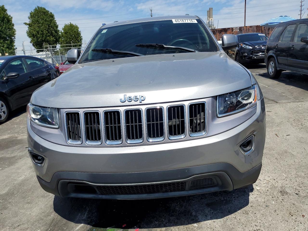 2014 Jeep Grand Cherokee Laredo Silver vin: 1C4RJEAG9EC217243