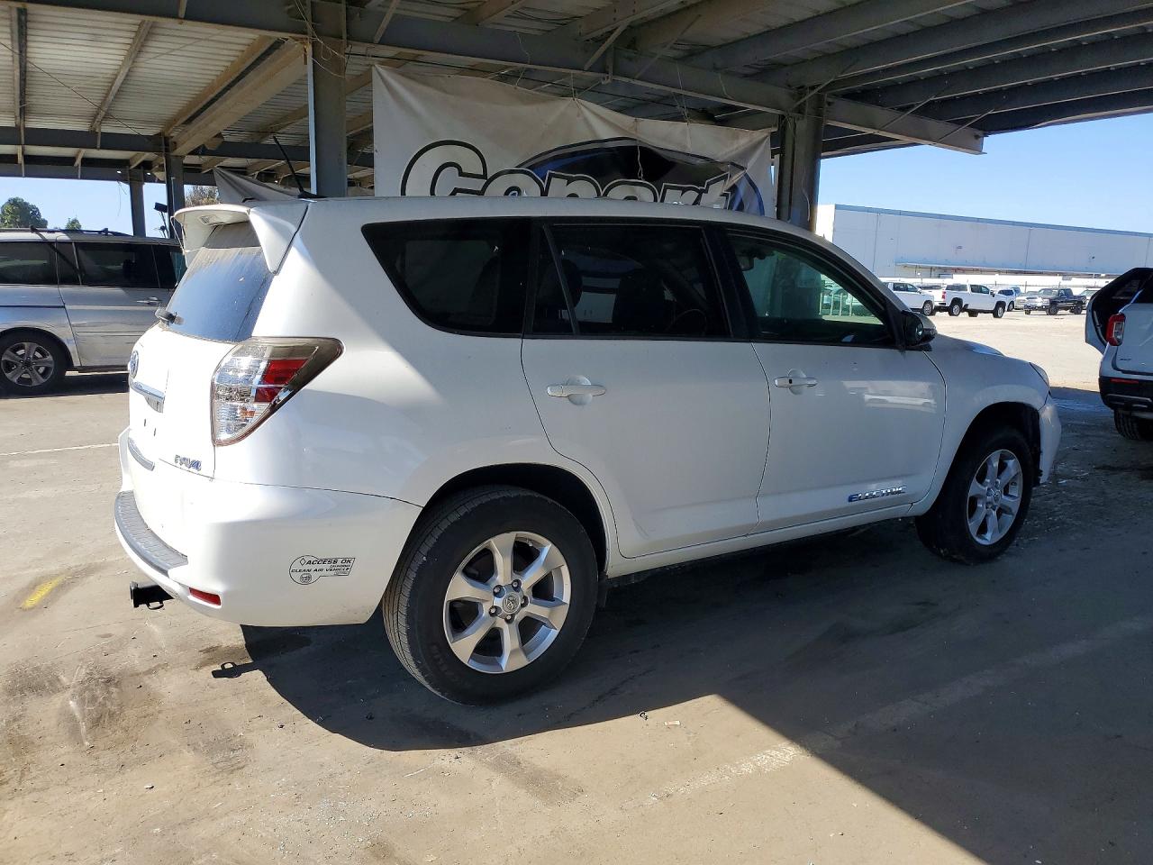 2013 Toyota Rav4 Ev Base White vin: 2T3YL4DV5DW002173