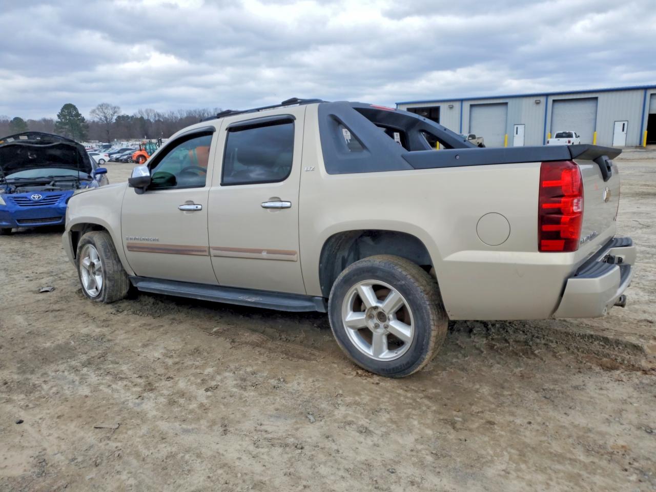 2007 Chevrolet Avalanche K1500 Желто-коричневый vin: 3GNFK12327G272614
