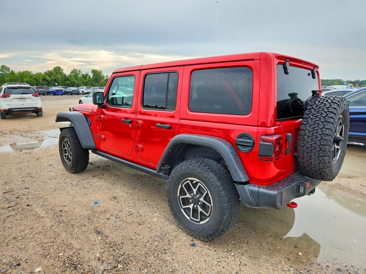 2025 Jeep Wrangler Rubicon Red vin: 1C4PJXFNXSW521461