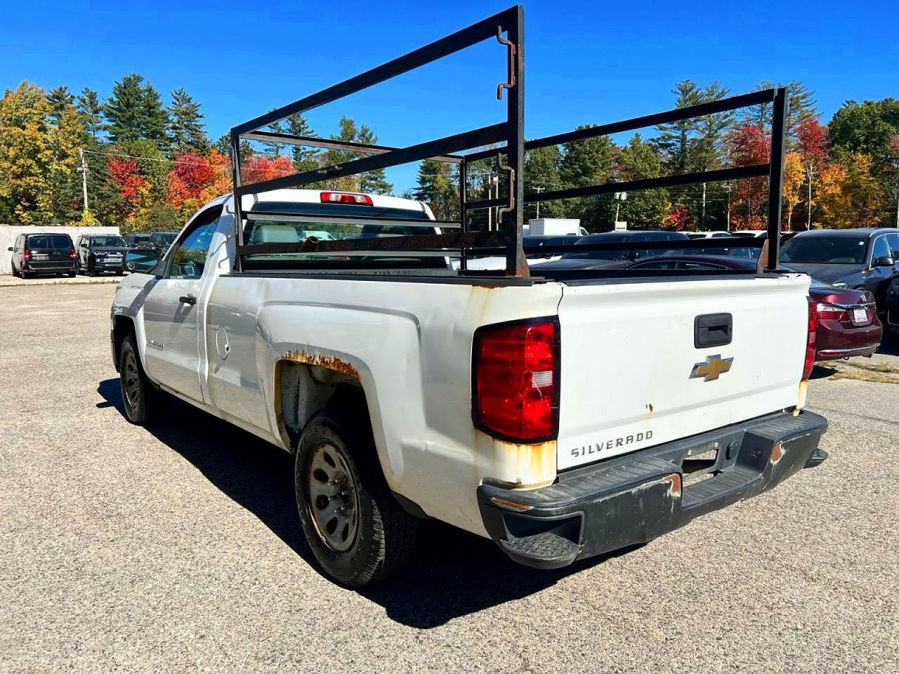 2014 Chevrolet Silverado C1500 White vin: 1GCNCPEH2EZ222255