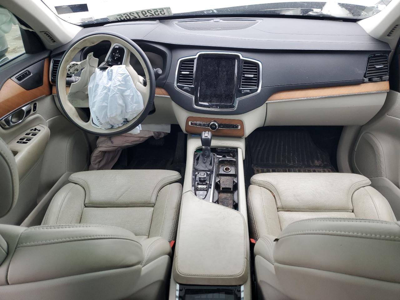 2020 Volvo Xc90 T6 Inscription Серебряный vin: YV4A221LXL1607974