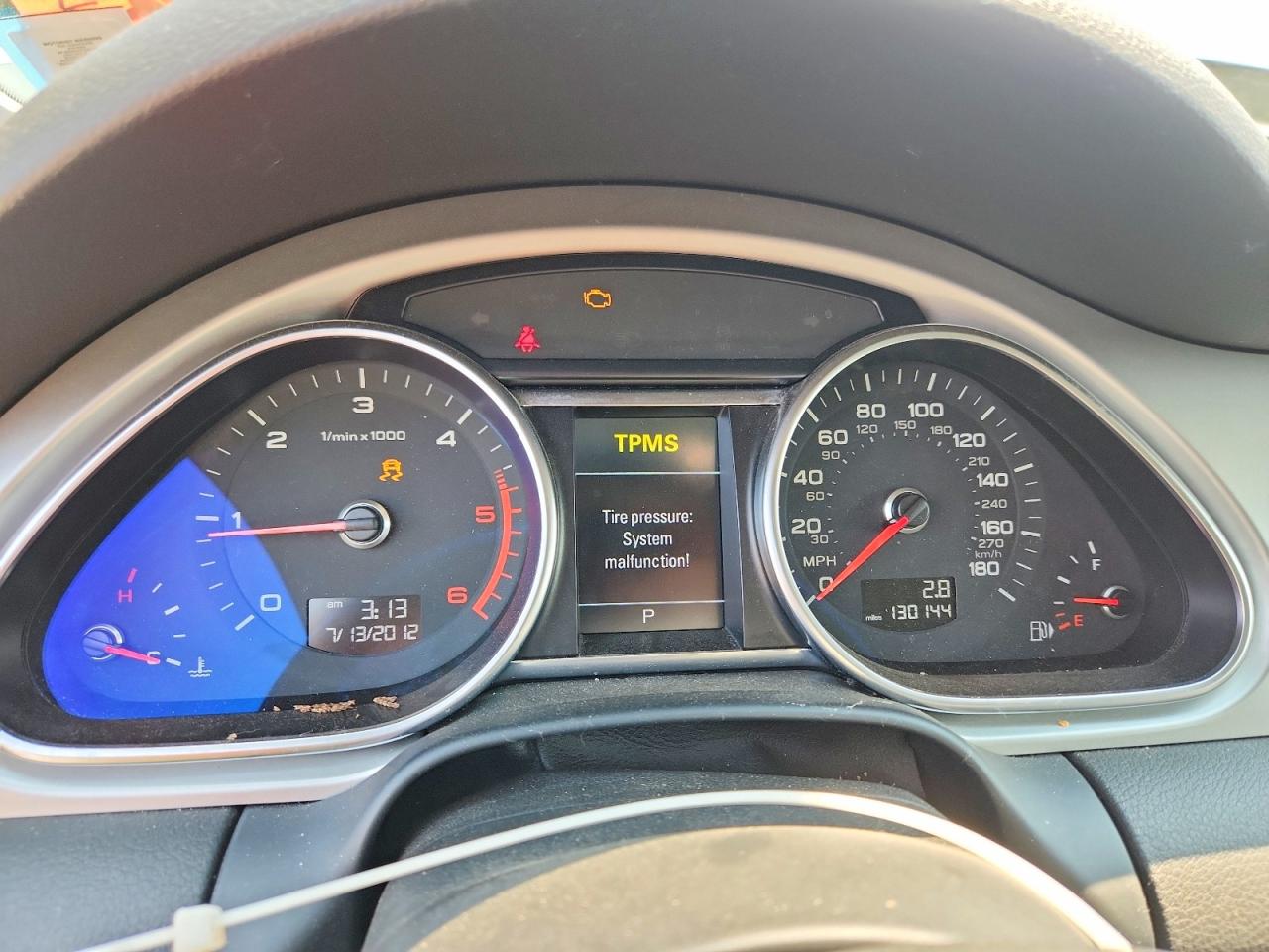 2014 Audi Q7 Prestige Blue vin: WA1VMAFEXED005512