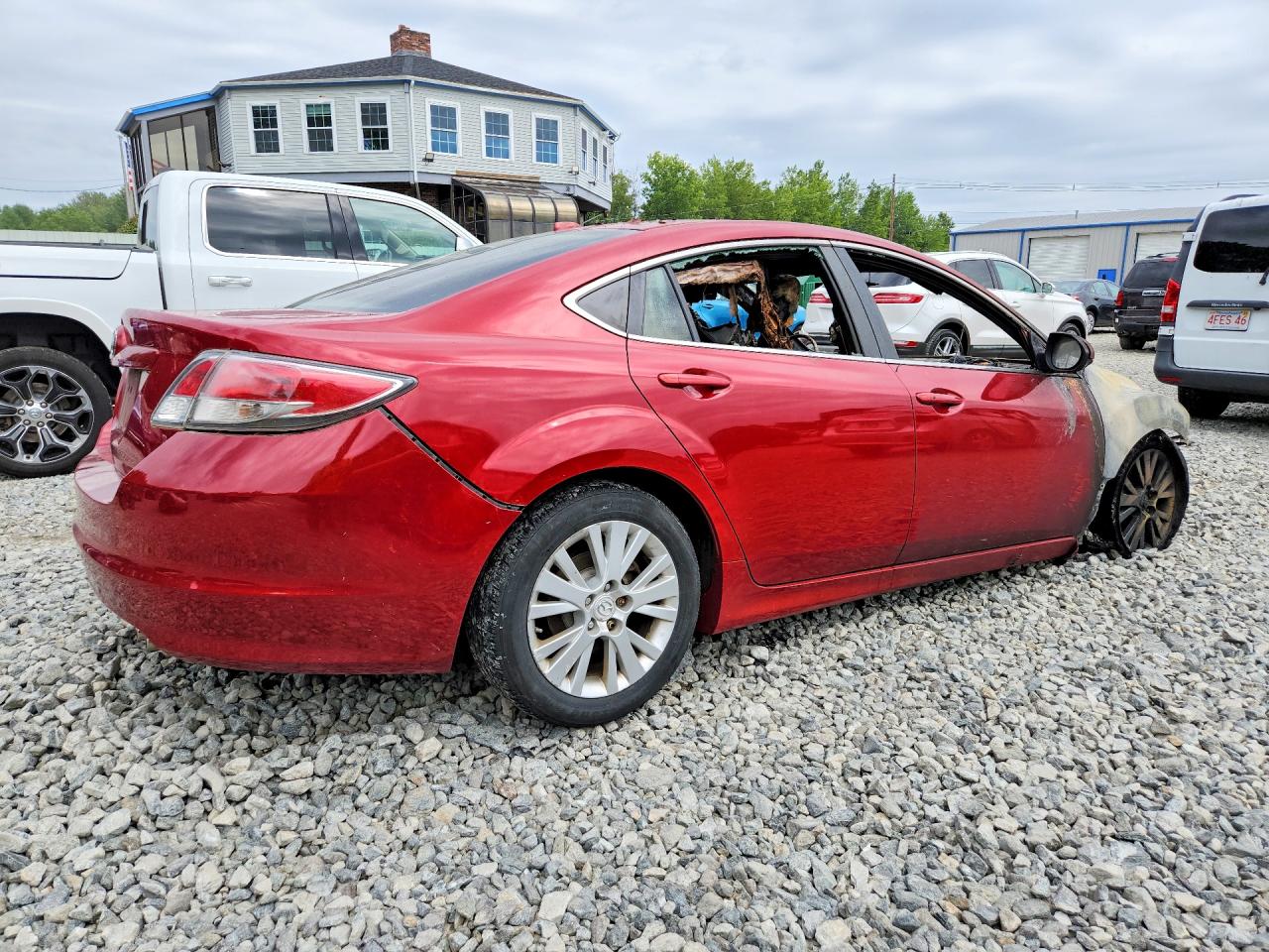 2009 Mazda 6 I Red vin: 1YVHP82A495M39862