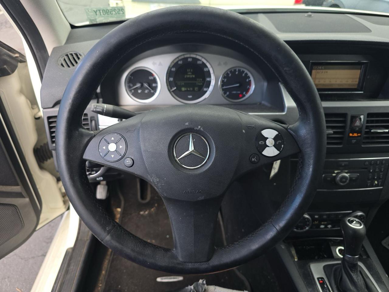 2010 Mercedes-benz Glk 350 4matic Белый vin: WDCGG8HB2AF430491