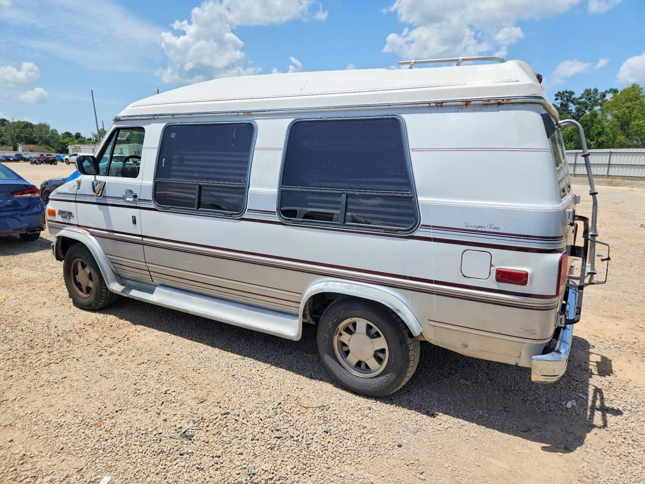 1995 Chevrolet G20 Белый vin: 1GBEG25K4SF114403