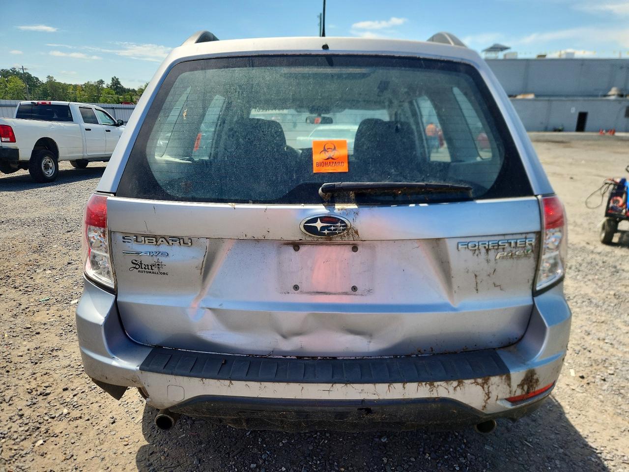 2013 Subaru Forester 2.5x Silver vin: JF2SHABC5DH401339