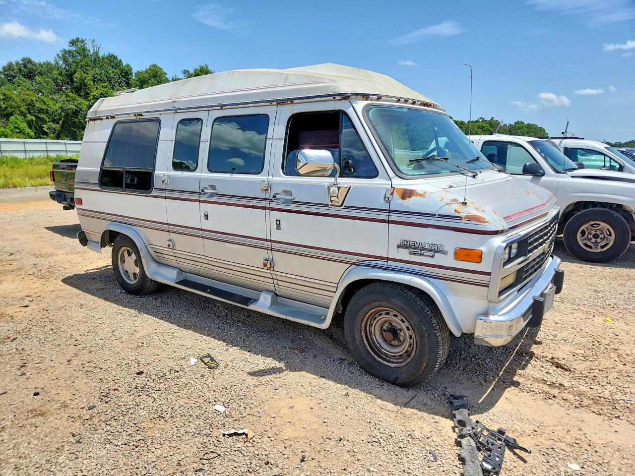 1995 Chevrolet G20 Белый vin: 1GBEG25K4SF114403