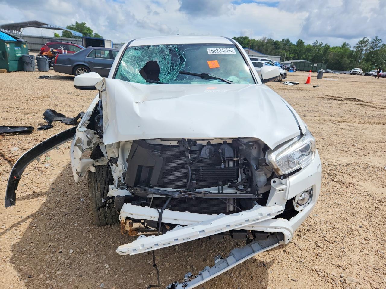 2019 Toyota Tacoma Sr5 V6 White vin: 5TFAZ5CNXKX075815