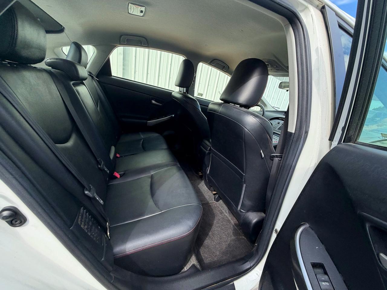 2013 Toyota Prius Persona Series Se Белый vin: JTDKN3DU3D1654015