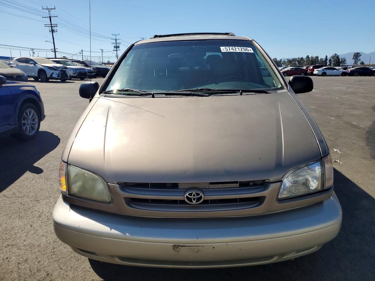 1999 Toyota Sienna Xle Tan vin: 4T3ZF13C9XU112285