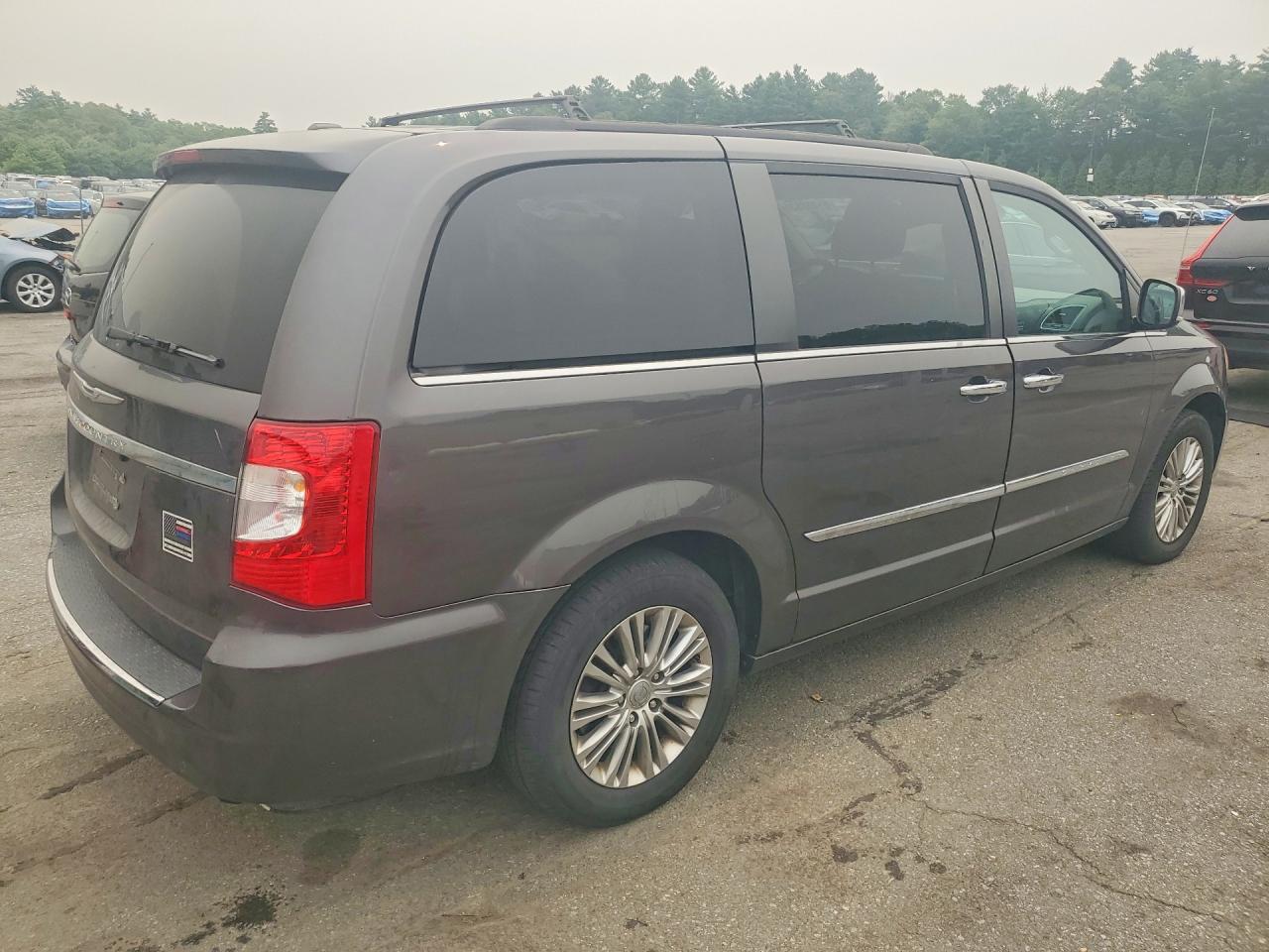 2015 Chrysler Town & Country Touring L Gray vin: 2C4RC1CG4FR620376