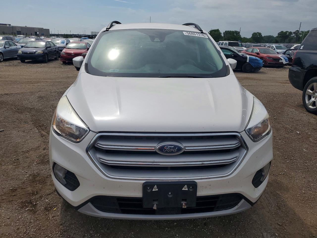2018 Ford Escape Se White vin: 1FMCU0GD8JUC19062