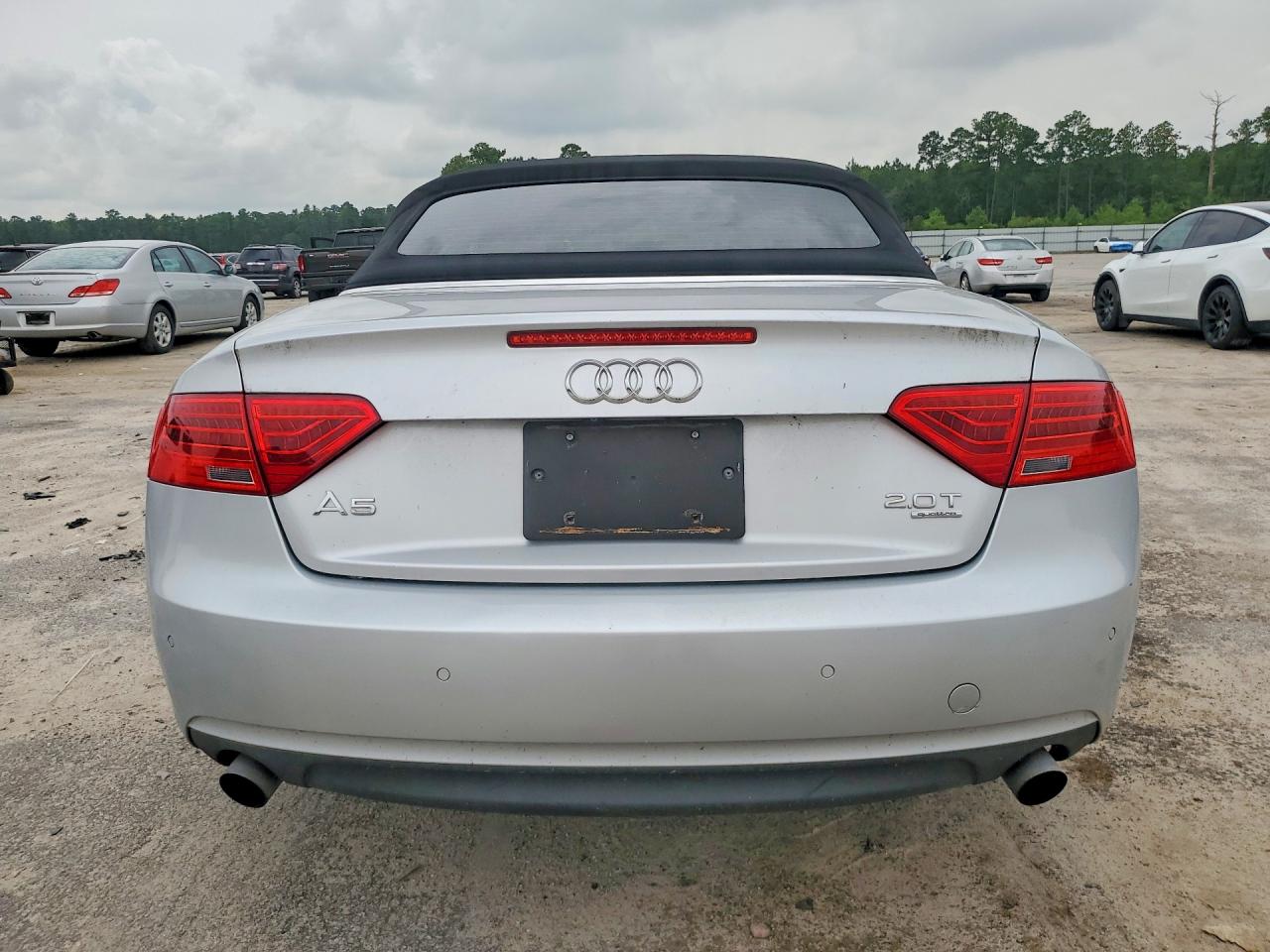 2013 Audi A5 Premium Plus Silver vin: WAULFAFH6DN009757